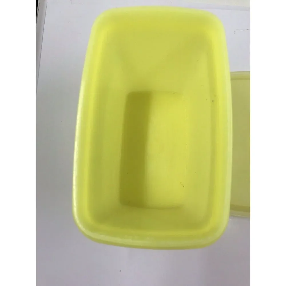 Tupperware 1243-3 Yellow Shelf Saver 2 Storage Containers With Lids Vintage